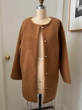 Camel Button-Up Round Neck Coat